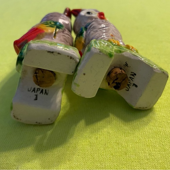 Vintage Set of Owl Salt & Pepper shakers. Made in Japan. - Picture 5 of 5